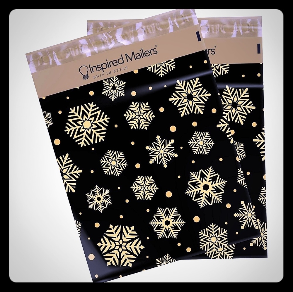 Golden Snowflakes Poly Mailers